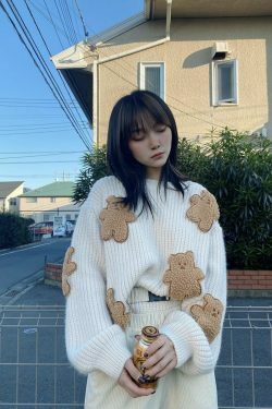 Dusty Bear Knit Pullover - Y2K Aesthetic with Grunge & Coquette Style