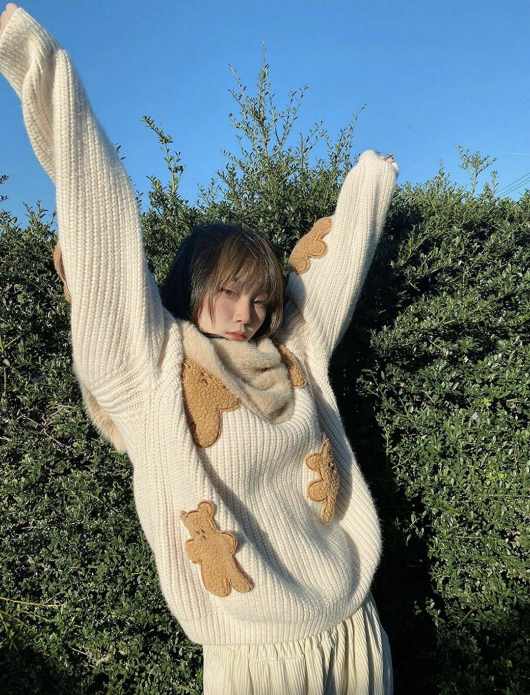 Dusty Bear Knit Pullover - Y2K Aesthetic with Grunge & Coquette Style Dusty Bear Knit Pullover - Y2K Aesthetic with Grunge & Coquette Style