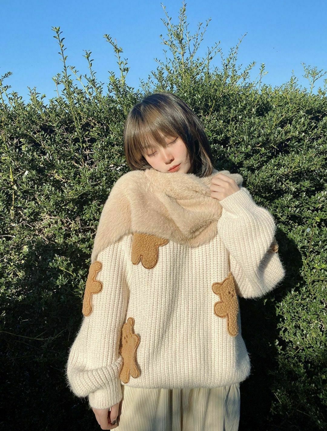Dusty Bear Knit Pullover - Y2K Aesthetic with Grunge & Coquette Style Dusty Bear Knit Pullover - Y2K Aesthetic with Grunge & Coquette Style