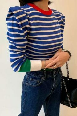 French Aesthetic Sweater: Coquette Style - Y2K Fashion with Grunge & Pastel Goth