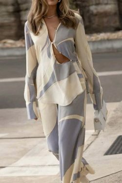 French V-neck Ripped Long Suit for Women: Y2K Fashion Statement with Coquette Aesthetic