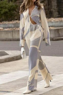 French V-neck Ripped Long Suit for Women: Y2K Fashion Statement with Coquette Aesthetic