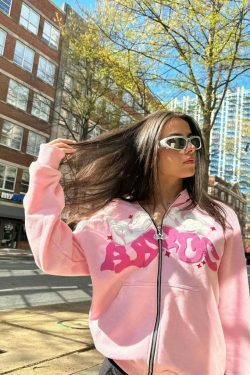 Graffiti Groove Urban Hoodie - Y2K Aesthetic Streetwear for Women