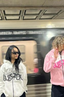 Graffiti Groove Urban Hoodie - Y2K Aesthetic Streetwear for Women