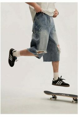 Graffiti Ripped Calf-Length Y2K Fashion Denim Shorts