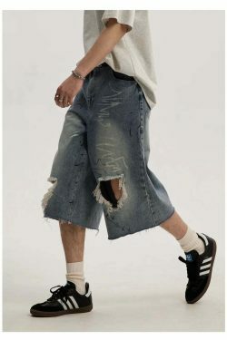 Graffiti Ripped Calf-Length Y2K Fashion Denim Shorts