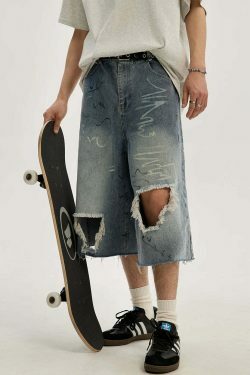 Graffiti Ripped Calf-Length Y2K Fashion Denim Shorts