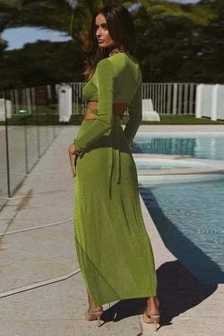 Grunge Aesthetic Cargo Skirt Set with Coquette Style - Modish Maven Collection