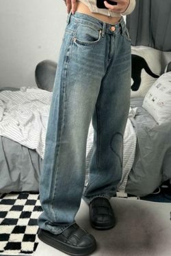 Heart Embroidered Wide-Leg Jeans: Y2K Fashion with a Coquette Aesthetic