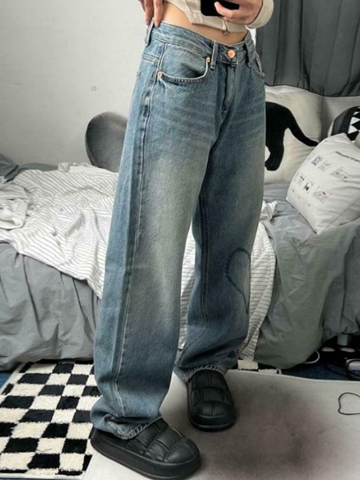 Heart Embroidered Wide-Leg Jeans: Y2K Fashion with a Coquette Aesthetic Heart Embroidered Wide-Leg Jeans: Y2K Fashion with a Coquette Aesthetic