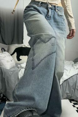 Heart Embroidered Wide-Leg Jeans: Y2K Fashion with a Coquette Aesthetic