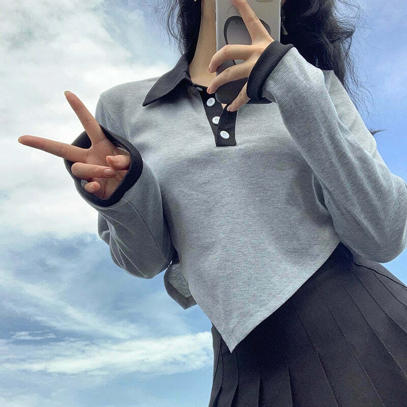 Indie Aesthetic Long Sleeve Gray Crop Top with Irregular Waist Detail Indie Aesthetic Long Sleeve Gray Crop Top with Irregular Waist Detail