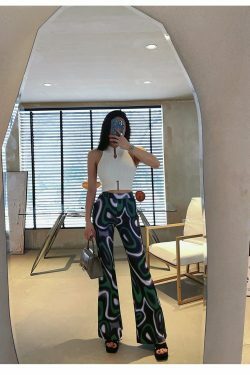 Indie Islander Crop Top - Y2K Fashion with Coquette and Grunge Aesthetic