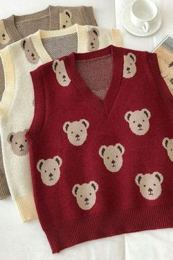Kare Bear Printed Vest - Y2K Fashion Coquette Aesthetic Grunge Style Cute Tops Pastel Goth