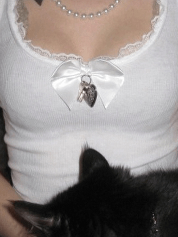 Lace Trim Bow White Tank Top - Y2K Aesthetic Coquette Grunge Pastel Goth Lace Trim Bow White Tank Top - Y2K Aesthetic Coquette Grunge Pastel Goth