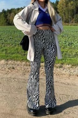 Leopard Pants: Y2K Fashion Statement with Coquette Aesthetic and Grunge Style