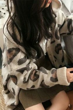 Leopard Print Loose Cardigan for Y2K Fashion Enthusiasts