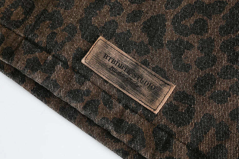 Leopard Print Trucker Jacket with Zipper - Y2K Fashion Statement for Women Leopard Print Trucker Jacket with Zipper - Y2K Fashion Statement for Women