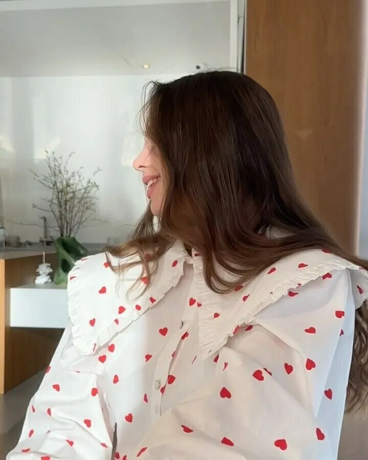 Love In The Air' Heart Print Shirt - Y2K Fashion Coquette Aesthetic Grunge Love In The Air' Heart Print Shirt - Y2K Fashion Coquette Aesthetic Grunge