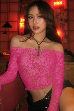 Off-Shoulder Long-Sleeve Top: Y2K Fashion with Coquette & Grunge Aesthetics