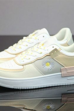 Pastel Coloured Daisy Sneakers - Y2K Fashion for Women with Coquette and Grunge Aesthetic Vibes