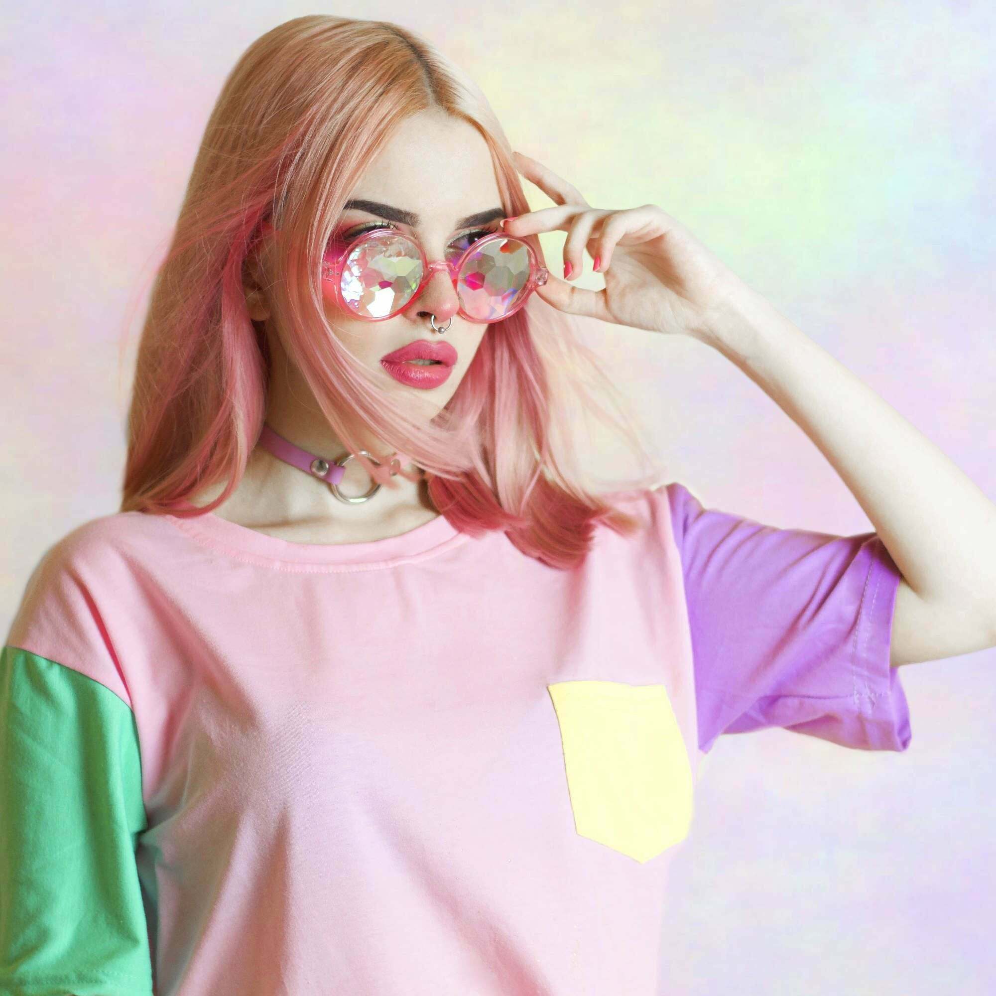 Pastel Patches T-Shirt: Y2K Fashion with Coquette & Grunge Aesthetics, Cute Tops & Cargo Skirt Vibes Pastel Patches T-Shirt: Y2K Fashion with Coquette & Grunge Aesthetics, Cute Tops & Cargo Skirt Vibes
