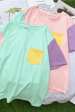 Pastel Patches T-Shirt: Y2K Fashion with Coquette & Grunge Aesthetics, Cute Tops & Cargo Skirt Vibes