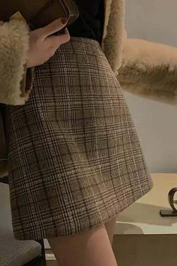 Plaid Sway & Chic Mini Skirt - Y2K Fashion Statement with Coquette Aesthetic Twist