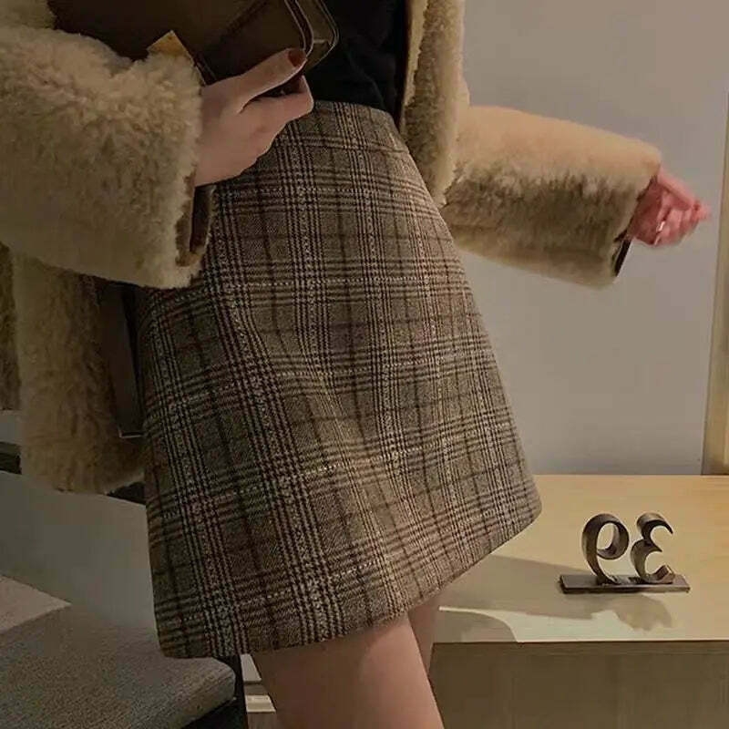 Plaid Sway & Chic Mini Skirt - Y2K Fashion Statement with Coquette Aesthetic Twist Plaid Sway & Chic Mini Skirt - Y2K Fashion Statement with Coquette Aesthetic Twist