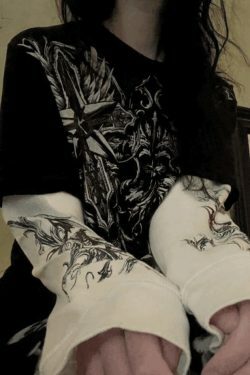 Punk Patchwork Graphic Tee: Y2K Aesthetic with Coquette & Grunge Style