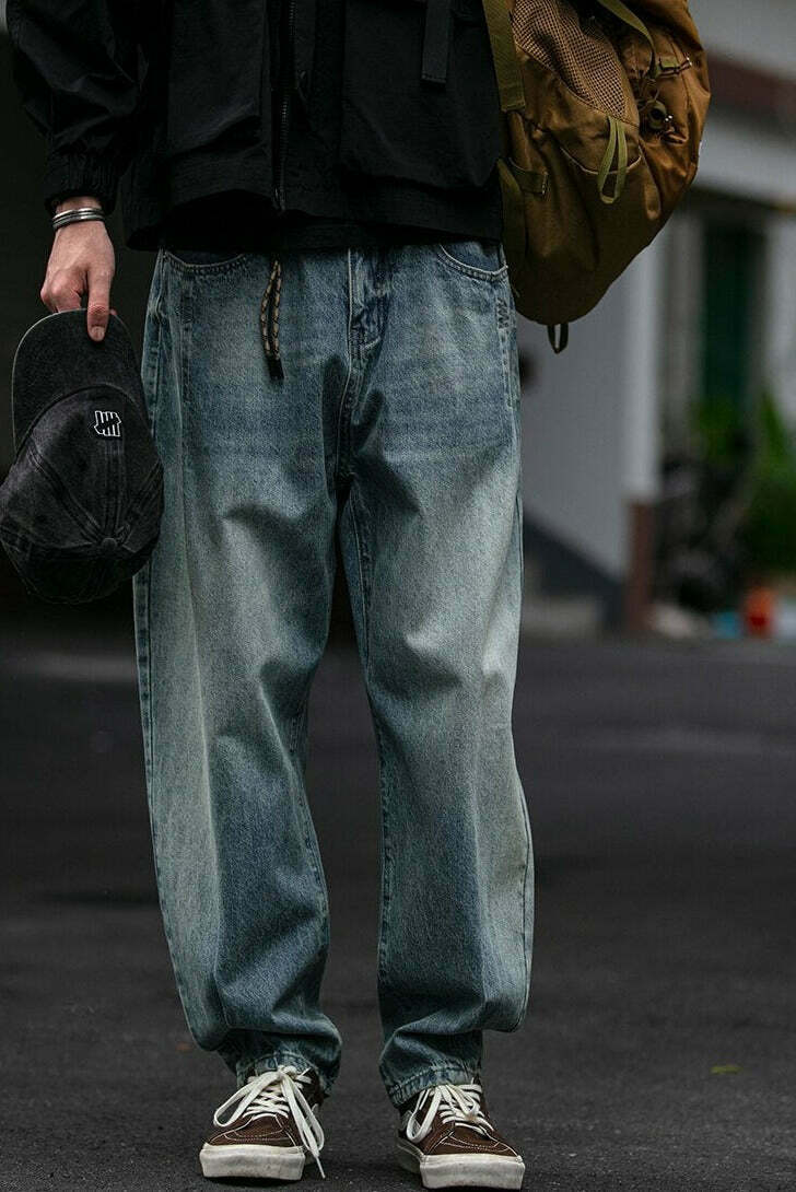 REKNAT Tapered Jeans with Keychain - Y2K Fashion Staple for Coquette Aesthetic Enthusiasts REKNAT Tapered Jeans with Keychain - Y2K Fashion Staple for Coquette Aesthetic Enthusiasts