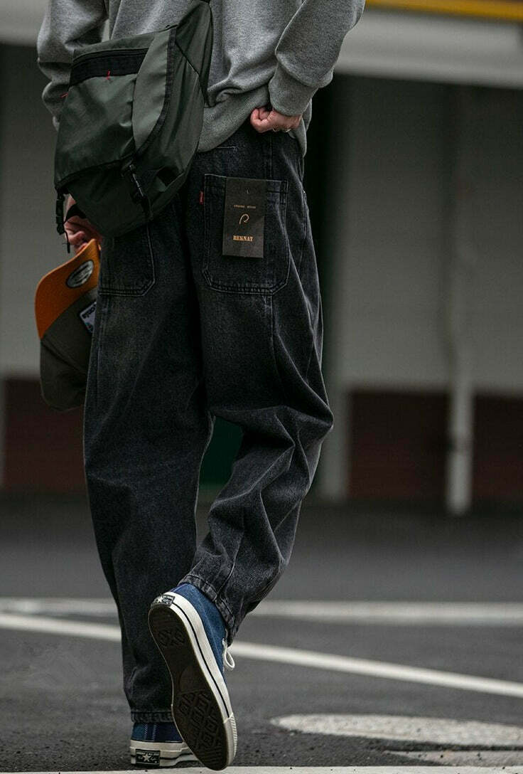 REKNAT Tapered Jeans with Keychain - Y2K Fashion Staple for Coquette Aesthetic Enthusiasts REKNAT Tapered Jeans with Keychain - Y2K Fashion Staple for Coquette Aesthetic Enthusiasts