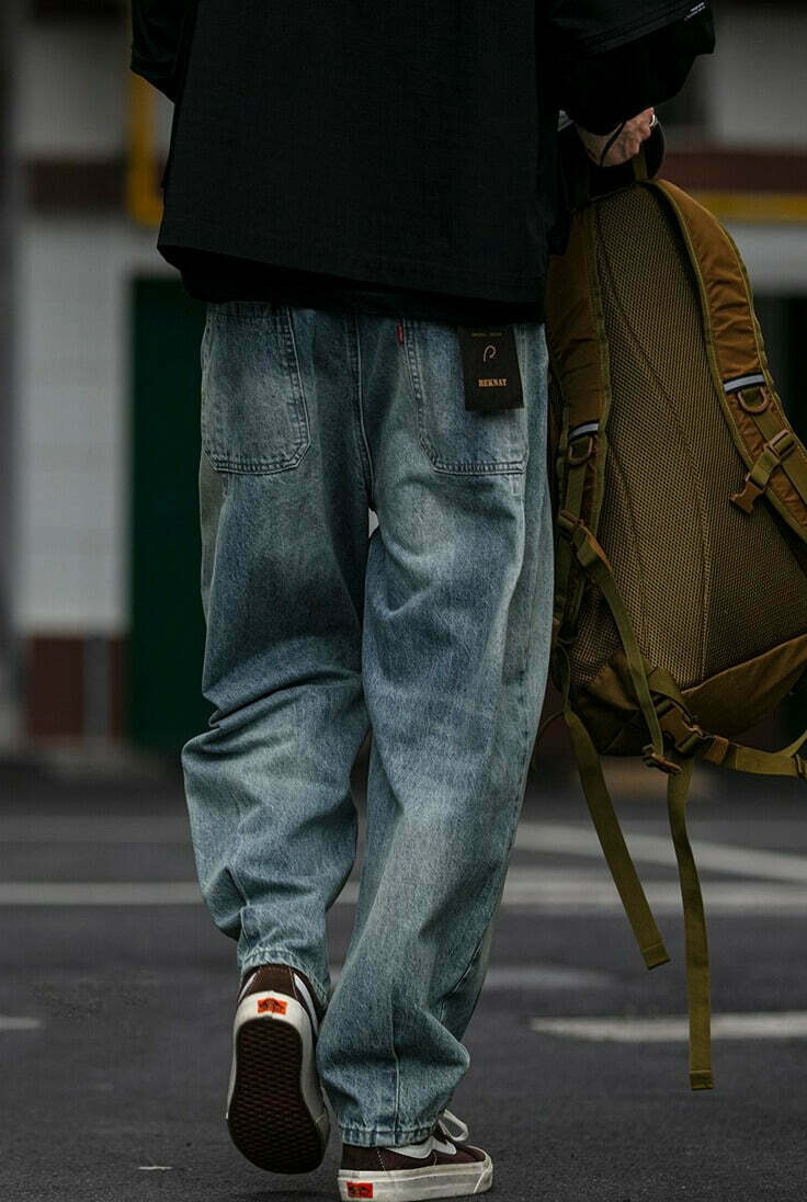 REKNAT Tapered Jeans with Keychain - Y2K Fashion Staple for Coquette Aesthetic Enthusiasts REKNAT Tapered Jeans with Keychain - Y2K Fashion Staple for Coquette Aesthetic Enthusiasts