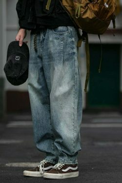 REKNAT Tapered Jeans with Keychain - Y2K Fashion Staple for Coquette Aesthetic Enthusiasts