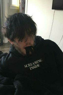 Screaming Inside Grunge Hoodie - Y2K Aesthetic Coquette Style for Women