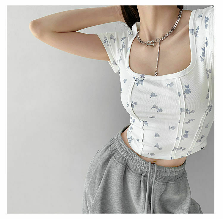 Shea Floral Crop Top - Y2K Fashion - Coquette Aesthetic - Grunge Style - Cute Tops - Pastel Goth Shea Floral Crop Top - Y2K Fashion - Coquette Aesthetic - Grunge Style - Cute Tops - Pastel Goth