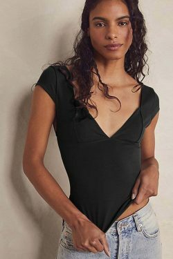 Simplicity Speaks V-Neck Top - Y2K Coquette Grunge Aesthetic