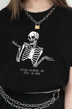 Skull T-Shirt: Y2K Fashion with Coquette and Grunge Aesthetic, Cute Tops and Pastel Goth Vibes