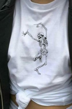 Skull T-Shirt: Y2K Fashion with Coquette and Grunge Aesthetic, Cute Tops and Pastel Goth Vibes