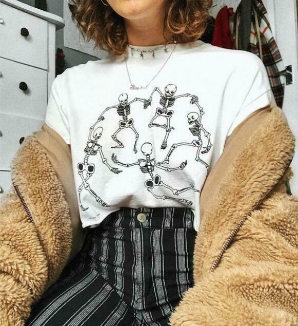 Skull T-Shirt: Y2K Fashion with Coquette and Grunge Aesthetic, Cute Tops and Pastel Goth Vibes