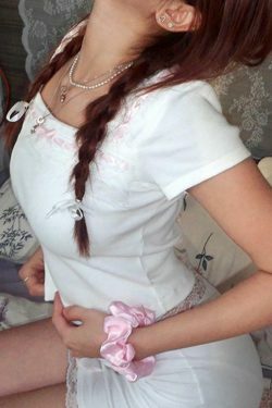 Square Neck Lace Trim Tee: Y2K Fashion Aesthetic Top for Women - Coquette & Grunge Style