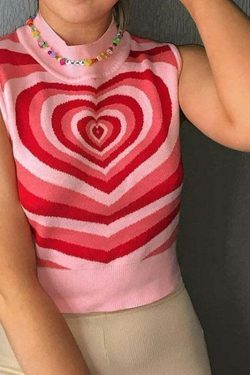 Striped Heart Sweater: Y2K Fashion with Coquette Aesthetic, Grunge Style, and Pastel Goth Vibes