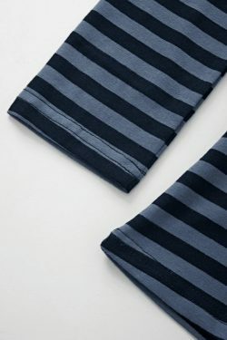 Striped V Neck Long Sleeve Tee - Y2K Fashion Aesthetic Top for Women - Coquette Style Grunge Outfit