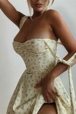 Sunshine's Coquette Aesthetic Floral Dress with Thigh Split - Y2K Fashion Statement