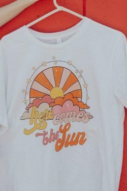 Sunshine Dreamer Graphic Tee - Y2K Aesthetic Top for Women - Coquette Style Fashion Statement