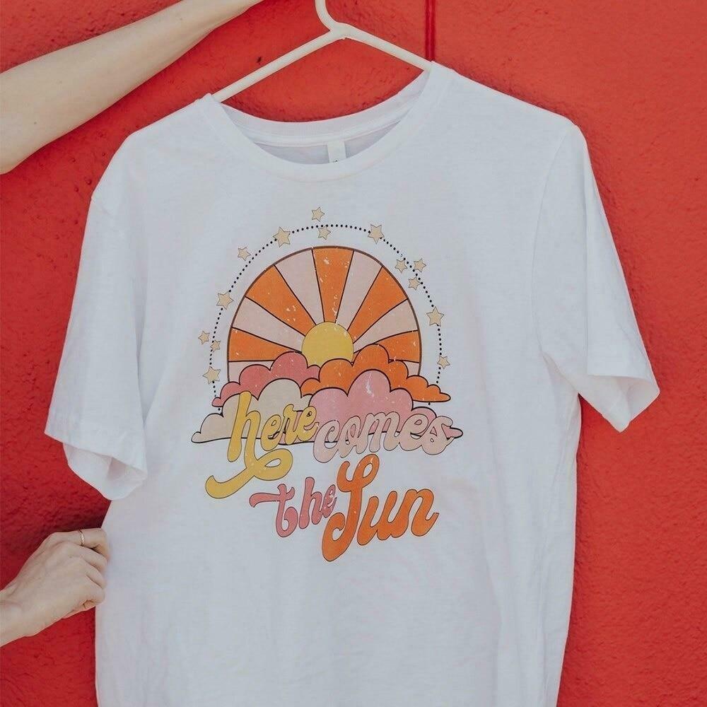Sunshine Dreamer Graphic Tee - Y2K Aesthetic Top for Women - Coquette Style Fashion Statement Sunshine Dreamer Graphic Tee - Y2K Aesthetic Top for Women - Coquette Style Fashion Statement