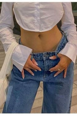 Valentina Verve Mom Jeans - Y2K Fashion Staple for Women with a Coquette Aesthetic and Grunge Style