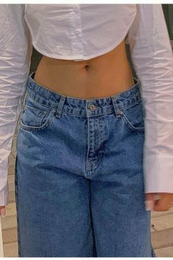 Valentina Verve Mom Jeans - Y2K Fashion Staple for Women with a Coquette Aesthetic and Grunge Style