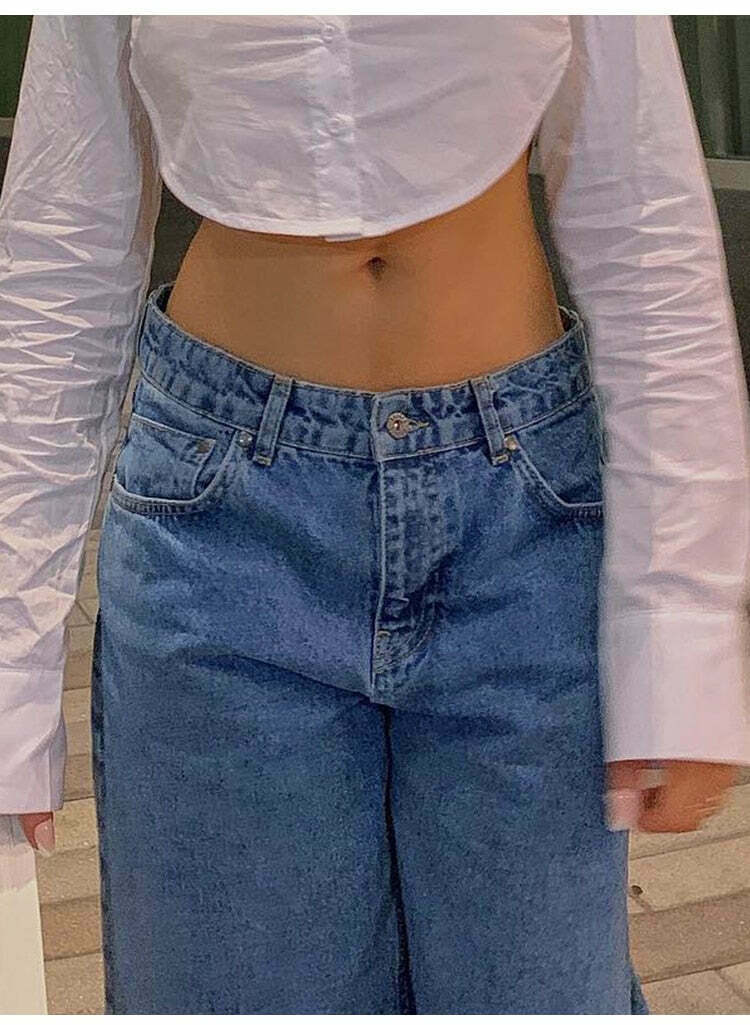 Valentina Verve Mom Jeans - Y2K Fashion Staple for Women with a Coquette Aesthetic and Grunge Style Valentina Verve Mom Jeans - Y2K Fashion Staple for Women with a Coquette Aesthetic and Grunge Style