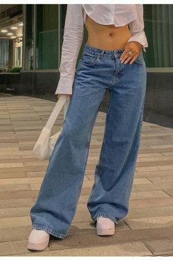Valentina Verve Mom Jeans - Y2K Fashion Staple for Women with a Coquette Aesthetic and Grunge Style